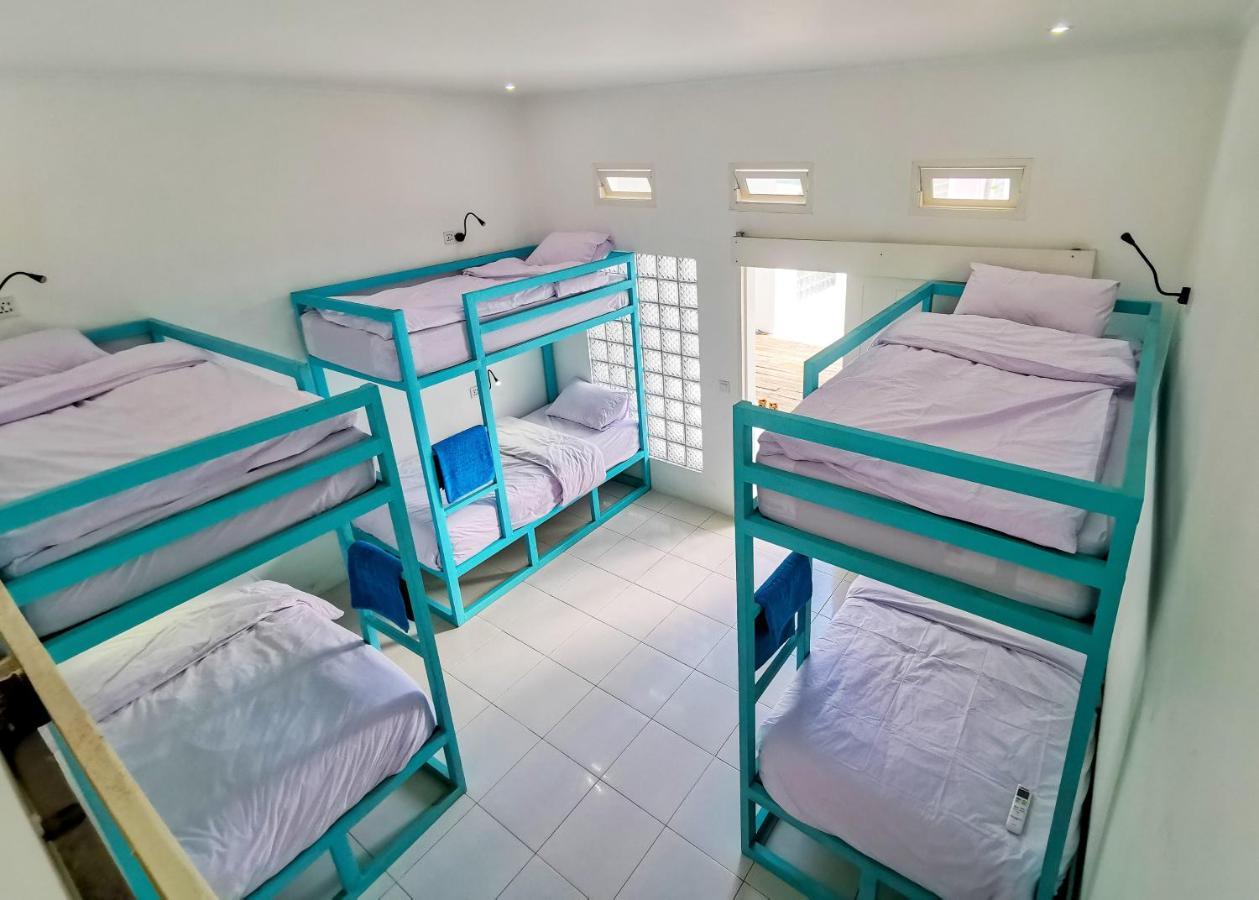 Albergue Mad Monkey Kuta  Exterior foto