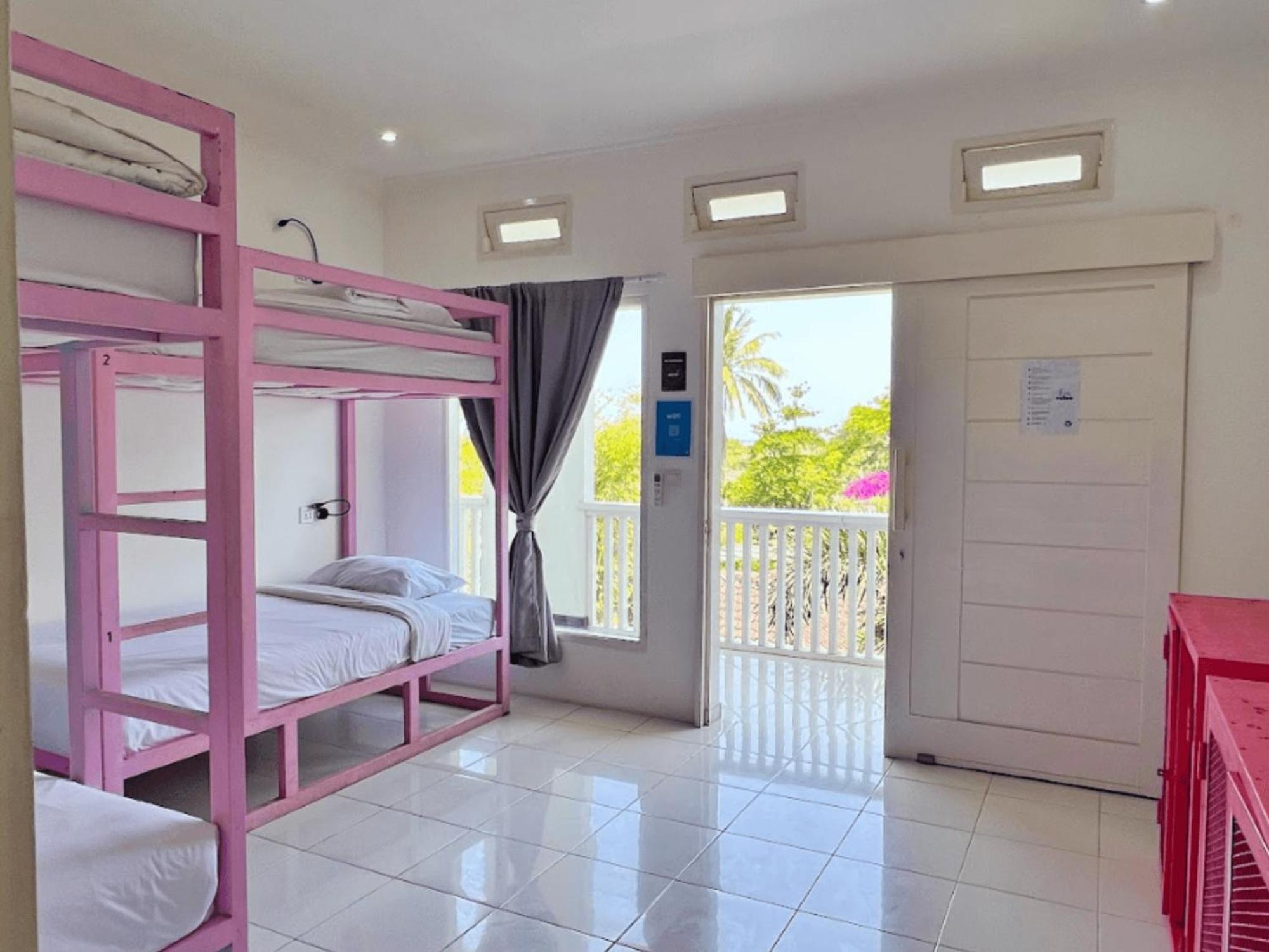 Albergue Mad Monkey Kuta  Exterior foto
